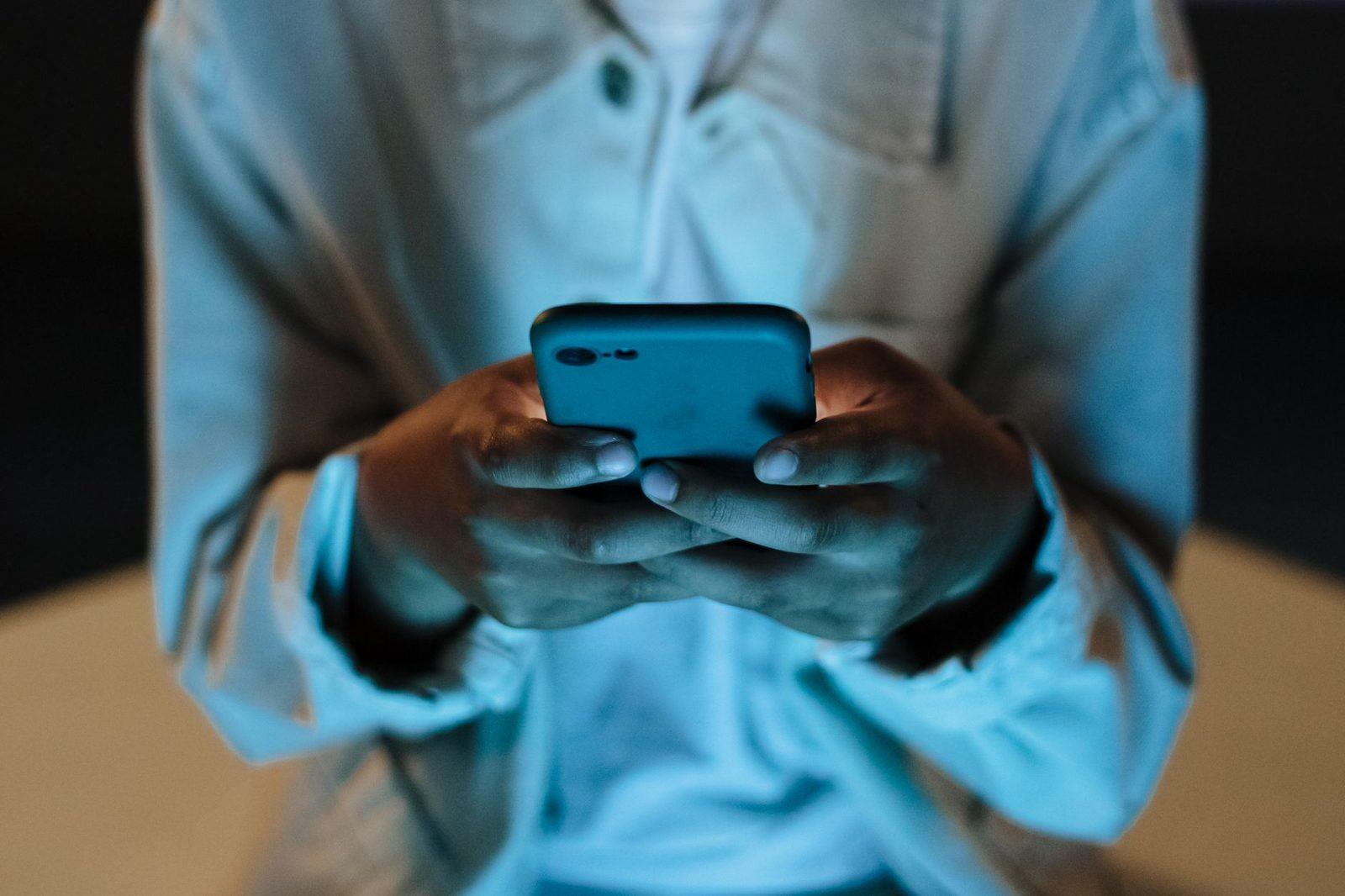 Wangiri et numéros surtaxés : l'arnaque qui vous fait payer un simple rappel